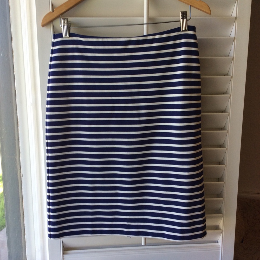 GARNET HILL navy & white skirt women’s Size 6 NWOT